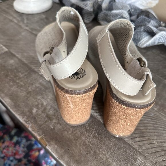 OTBT Jaunt Women's Size 9m Shoes Brown Suede Comfort Wedge Platform Sandals - Picture 4 of 5